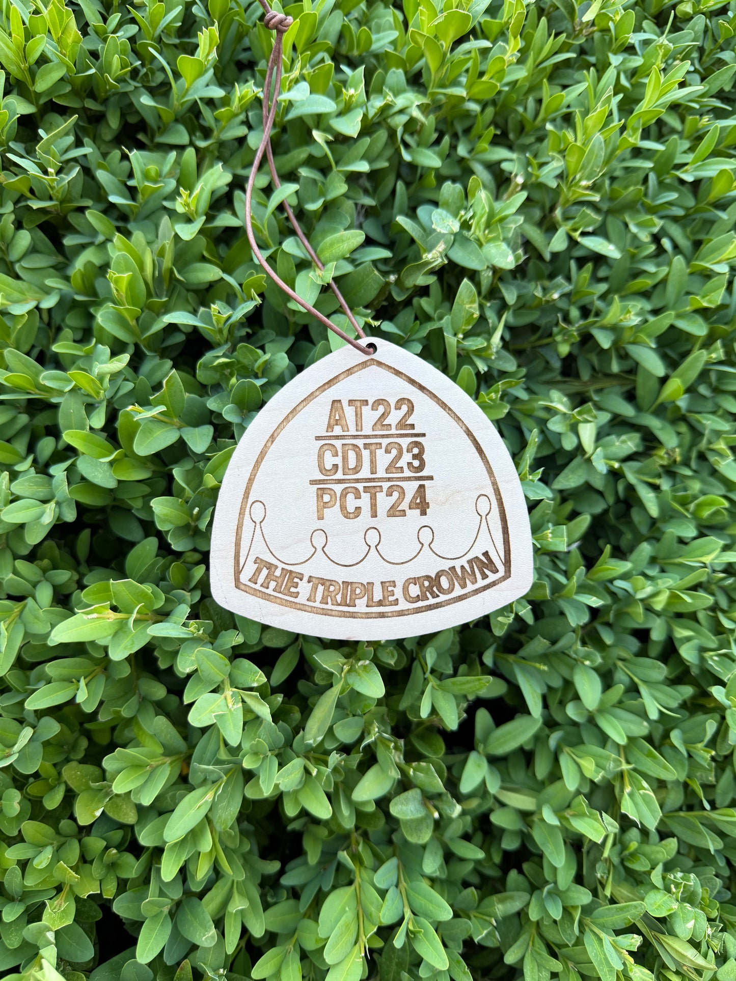 Personalized Triple Crown of Hiking Hangtag – Custom Trail Name & Completion Years – AT PCT CDT Hiker Gift