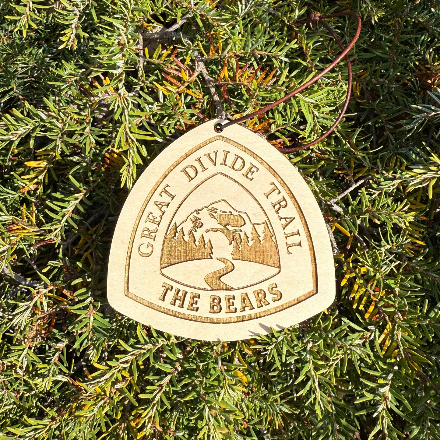 Great Divide Trail wooden hangtag, personalized with hiker’s trail name, laser engraved on reclaimed wood, lightweight and durable, perfect for backpacks, gear, trail trading, gifts, ornaments, and long-distance adventures