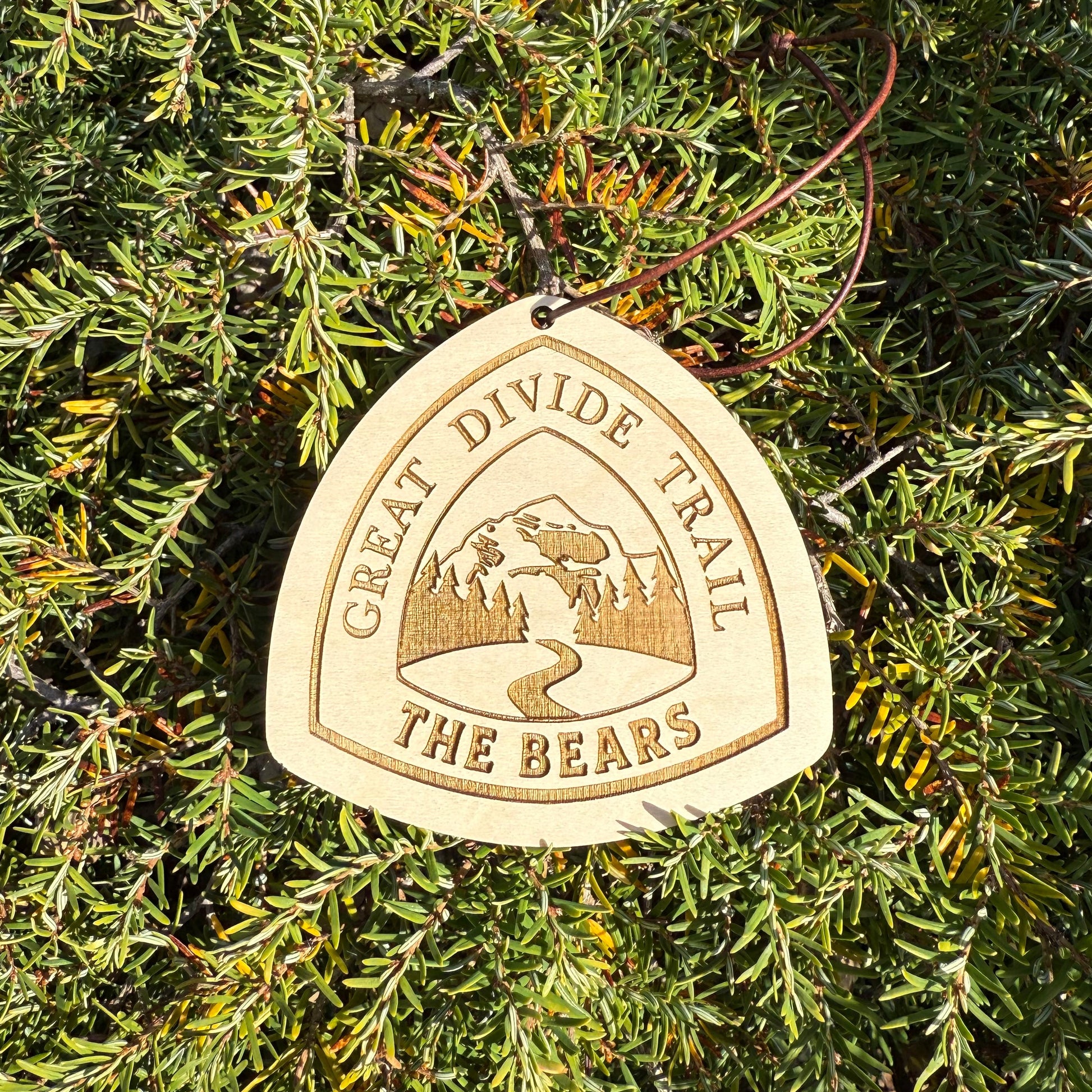 Great Divide Trail wooden hangtag, personalized with hiker’s trail name, laser engraved on reclaimed wood, lightweight and durable, perfect for backpacks, gear, trail trading, gifts, ornaments, and long-distance adventures